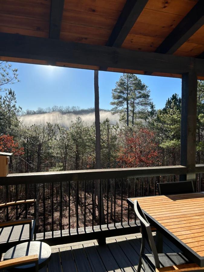 The Llaguna Lodge - New Cabin, Sleeps 10, Fire Pit, Hot Tub, In Blue Ridge , Ga Exterior photo